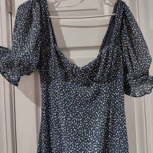 LULU'S Perfect Aura Blue Floral Print Plisse Tie-Back Midi Dress